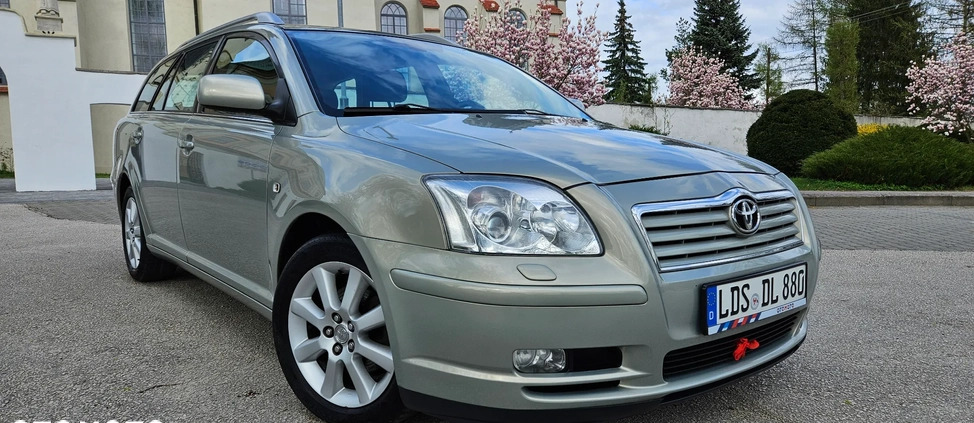 Toyota Avensis cena 15999 przebieg: 195236, rok produkcji 2005 z Wysokie Mazowieckie małe 211